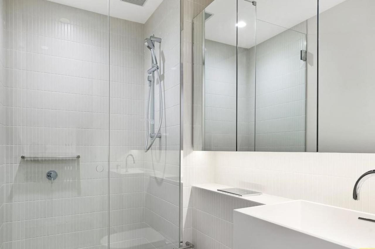 Readyset Apartments On Southbank Boulevard Melburne Exterior foto